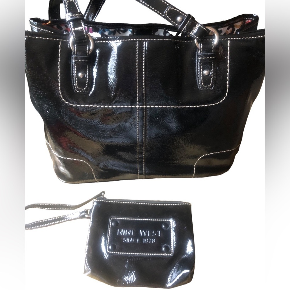 NWOT - 2pc Nine West Patent Faux Leather Bag & Wristlet